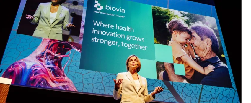 Ann Van Gysel presenting Biovia at Knowledge for Growth